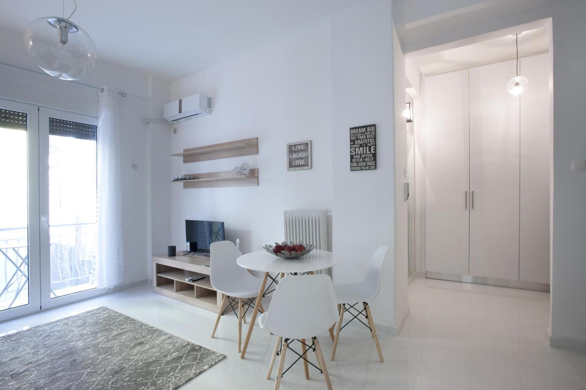 Victoria Sq., A Cozy And Stylish Apartment Афины Экстерьер фото